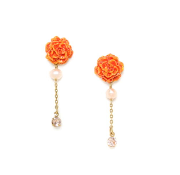 CLEA orange carnation flower post earrings